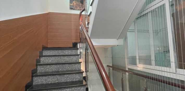 BÁN NHÀ 3 TẦNG ĐỐI DIỆN VẠN PHÚC CITY – 8,6 TỶ