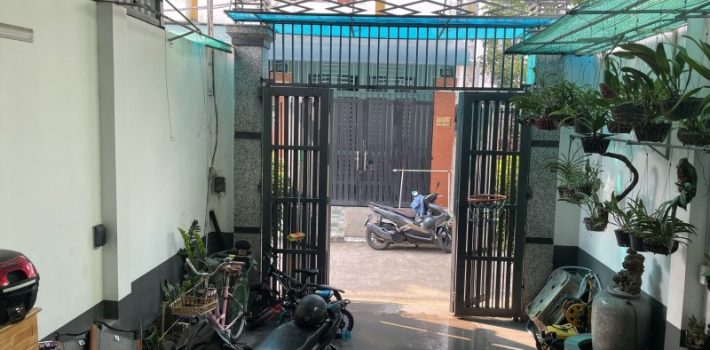 BÁN NHÀ 3 TẦNG ĐỐI DIỆN VẠN PHÚC CITY – 8,6 TỶ