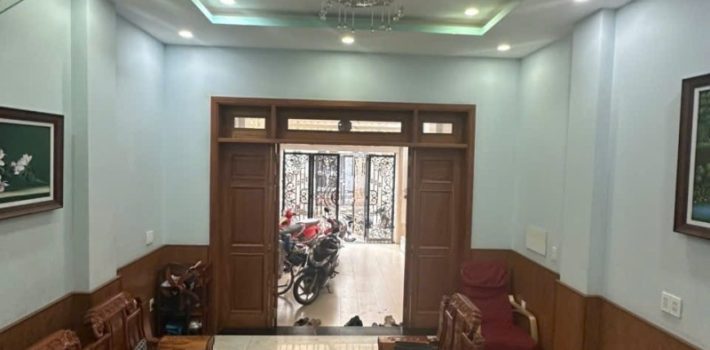 BÁN NHÀ 4 TẦNG SÁT VẠN PHÚC CITY, QUỐC LỘ 13 – 10,9 TỶ