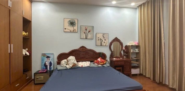 BÁN NHÀ 4 TẦNG SÁT VẠN PHÚC CITY, QUỐC LỘ 13 – 10,9 TỶ