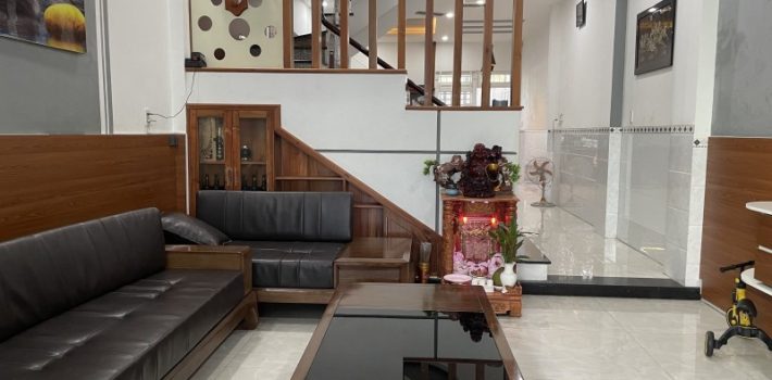 BÁN NHÀ 3 TẦNG ĐỐI DIỆN VẠN PHÚC CITY – 8,6 TỶ