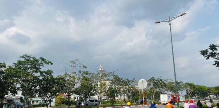 BÁN NHÀ MẶT TIỀN PHẠM VĂN ĐỒNG, DÒNG TIỀN 240TR/NĂM