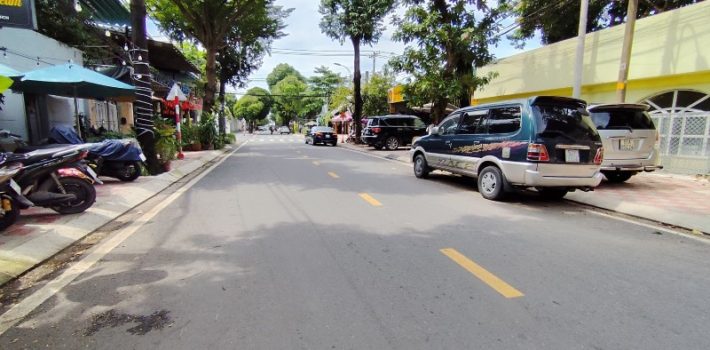 BÁN BIỆT THỰ 3 MẶT TIỀN ĐƯỜNG KHỔNG TỬ, BÌNH THỌ, THỦ ĐỨC