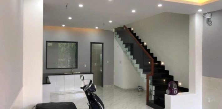BÁN NHÀ ĐƯỜNG SỐ 12, HIỆP BÌNH CHÁNH, THỦ ĐỨC – XE HƠI NGỦ TRONG NHÀ